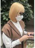 抜きっぱブロンドボブ×オン眉