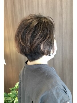 女性専用サロン シェリール クセを活かしたショート