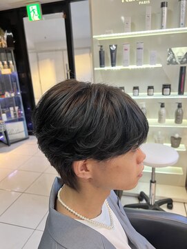 アイズ 海老名(AIZU) シースルーマッシュ　韓国スタイル　ダウンパーマ　メンズカラー