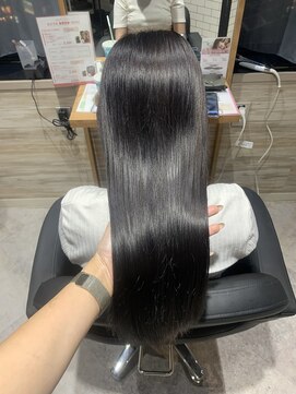 リーオオサカ(Lee Osaka) グレージュカラー