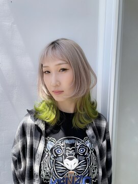 ダイアモンドリリーキートス(Diamond Lily kiitos) デザインカラー 裾カラー ウルフカット