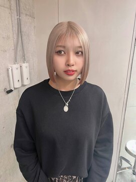 ソル ジングウマエ(SOL JINGUMAE) ホワイトベージュ×ルーツカラー　【表参道駅/原宿/明治神宮前】