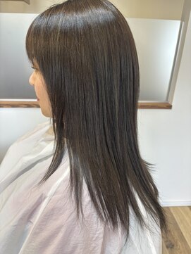 ベーシック(BASIC) グレイアッシュ