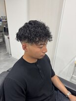 縁 ハナレ(en 870)&nbsp;スキンフェード　　ツイストスパイラルパーマ