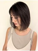 ハイライト白髪ぼかしダブルカラーインナーカラーショートボブ