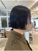 グラデーションのネイビーカラー