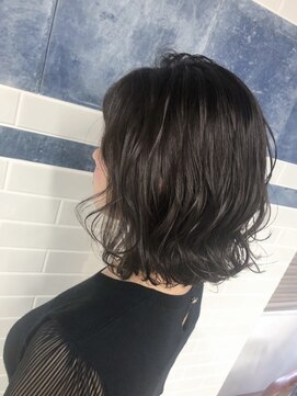 ルミネート 大塚店(Ruminate) アッシュラフミディ【大塚/池袋/新大塚】