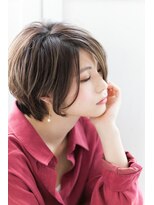 ビュートアール(beaut R a';r)&nbsp;立体カラーの耳かけ小顔ショート