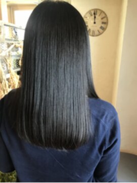 ヘアーミューズ リベロ(hair muse Livero) 【Livero】ツヤストレート×黒髪