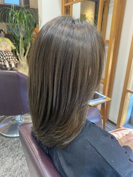 タバ ヘアー トウアン(taba hair touan) アッシュブラウン