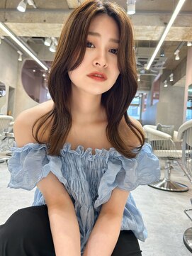 グロー 大宮(GLROW) 韓国のお姉さんみたいな大人可愛い”顔周りカット”