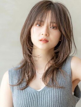 イオ 本厚木(io) 顔まわりレイヤーベージュカラー前髪カットウルフ似合わせ