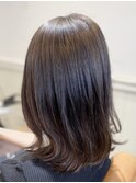 ラベンダーベージュ×外ハネミディ