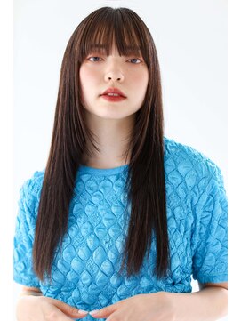 ヘアサロン ガリカ 表参道(hair salon Gallica) [河原塚七海]顔まわりレイヤーにナチュラルモードストレートヘア