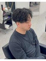 ブライト(BRIGHT)&nbsp;センターパートツイストスパイラルパーマ