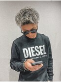 ツーブロック束感ホワイトメッシュツイットパーマ