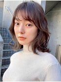 イメチェン/ホワイトブロンド/外ハネボブ/ワイドバング/表参道