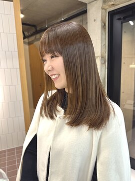 ナギ(nagi) 大人ハイライトベージュ