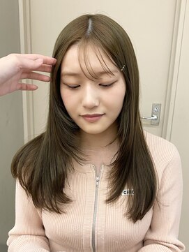 パークレーン アイス イヴェン(park lane ICI yeven) ブリーチなしオリーブベージュレイヤーカット/akane