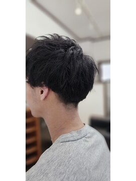 ソラ(SOLA) 刈り上げマッシュ