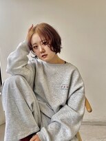 スリーヌーン(THREE noon)&nbsp;ルーツカラー】逆グラデーションの切りっぱボブ＊