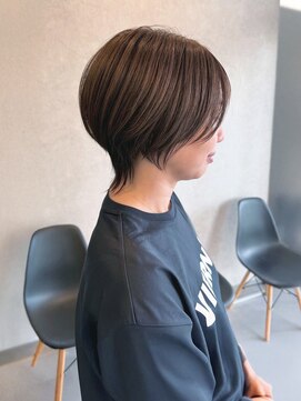 ラリス(Ralis) 大人女性の丸みショートレイヤー【下曽根駅】