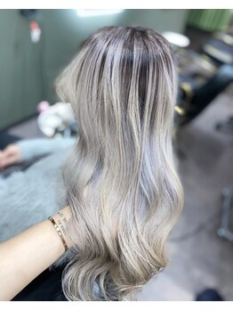 プリンプ(PRIMP)の写真/【広島】グラデーション/ハイライト/インナーカラーはエクステでも可能☆短期間イメチェンにお勧め♪