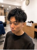 色気アップバング × フェザーテクスチャショート