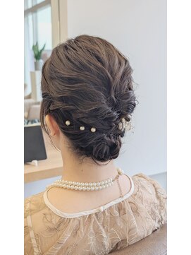 カナン(canan) お呼ばれヘアアレンジ