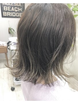 ブレス(Bless) 外ハネ×ミントグレー