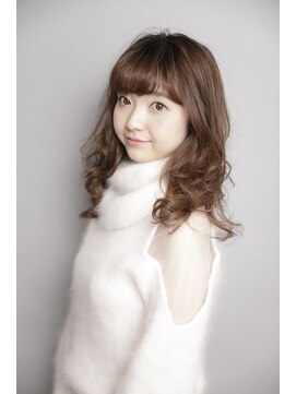 アフロディーテ ギンザ 秋葉原店(APHRODITE GINZA) グラデーションカラー/外ハネボブ/ペールベージュ/秋葉原