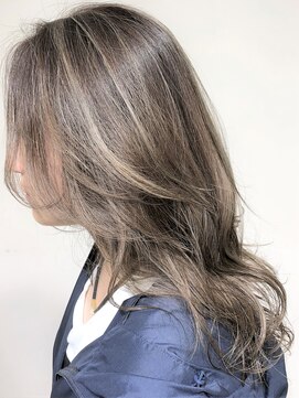 アズール 草加(azule) 大人のハイライト　プラチナベージュ　[草加駅　azule本店]