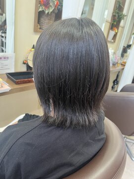 コアフィールフィス(COIFFURE fils) 《見附　今町》学生カット　切りっぱなしボブ