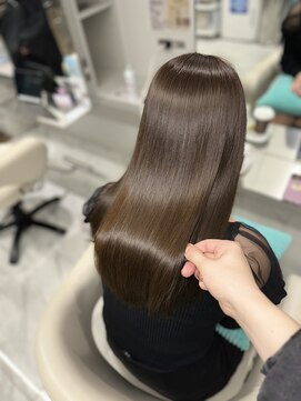 リーホリエ(Lee Horie) 【Gyo】髪質改善×クールベージュ