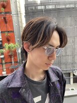 シィーム(cime) センター分けショート