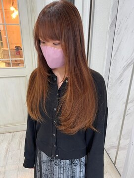 ネウィ 川崎(newi) 丸型卵形レイヤーカットエアリーロング美髪ピンクブラウン川崎