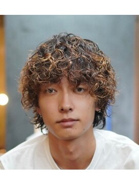 ノーエン(noen) 波巻きスパイラルパーマウルフカットツイストパーマメンズパーマ