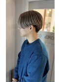 10代、20代に人気のミルクティーカラー、センターパート