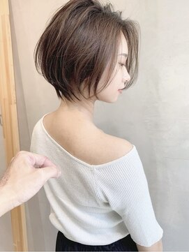リヴ(LIV) 前下がり/くびれヘア/ショートボブ/[大阪箕面駅/ショート]