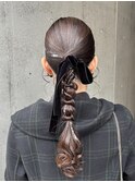 ヘアセット 結婚式 お呼ばれヘア タイトヘア ローポニー お団子