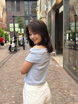 ビュートリアム 梅田(BEAUTRIUM) ミディアムレイヤースタイル