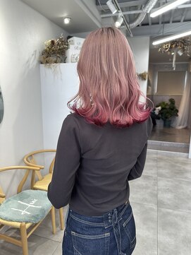 フイ(Hui) ピンクグラデ