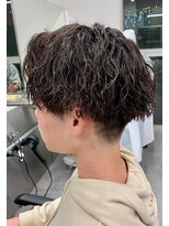 ジーニー 新百合ヶ丘(Genie)&nbsp;ダークアッシュニュアンスパーマ韓国マッシュベリーショート