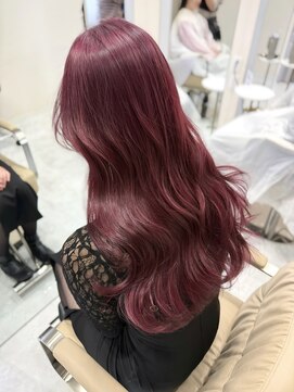 ノエラ(NOELA) レッドカラー/ダブルカラー/ハイトーン/艶カラー/レイヤーカット