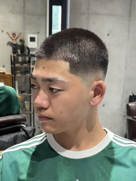 メッツ 原宿(METS) MEN'S/バズカット×ミドルフェード/ボウズ