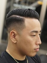 ザ チョップ ショップ ハラジュク(THE CHOP SHOP HARAJUKU)&nbsp;原宿渋谷理容室サイドパートスキンフェードカットシェービング