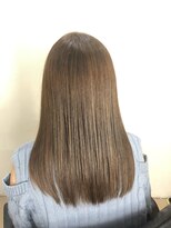 ウタ(uta)&nbsp;【あおき　ひかる】ツヤツヤ縮毛矯正