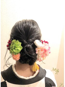 マロウ ヘア(Mallow hair) 成人式華やか可愛いヘアアレンジ♪