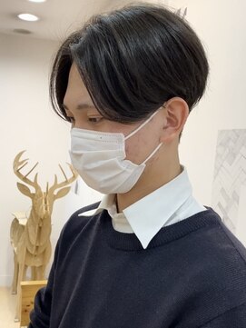 ガーデンヘアー(Garden hair) 【中鉢】前下がりセンターパート