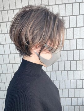 バブルス 本川越店(BUBBLES) ハイライト×ショートボブ